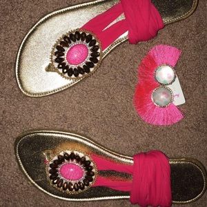 Holiday special 🎁 sandals earrings set